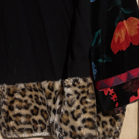 Floral Velvet Robe - Multicolor - Picture 12 of 16